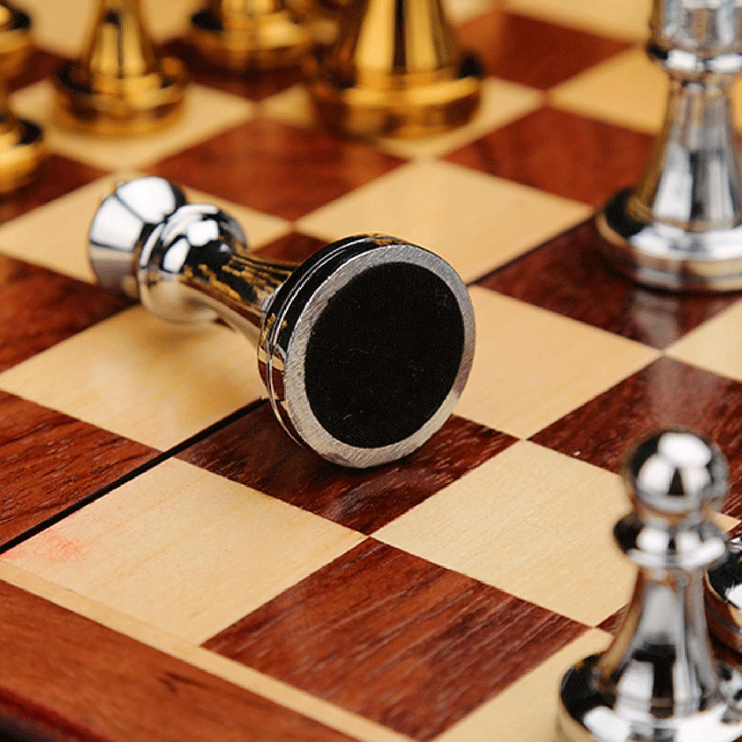 Weighted Metal Chess Pieces 2. - Board Game Queen recensione e prezzo