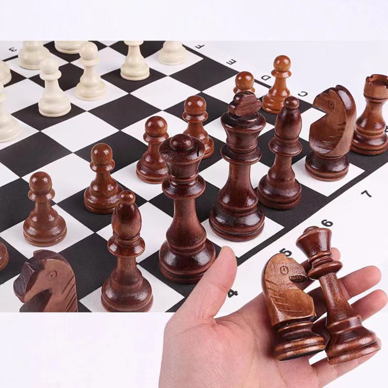 32 Pieces Wooden Chess King He - Board Game Queen recensione e prezzo
