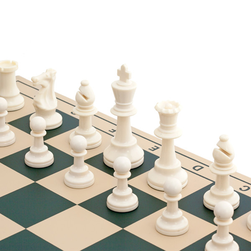 97mm Medieval Chess Set 35cm 4 - Board Game Queen recensione e prezzo