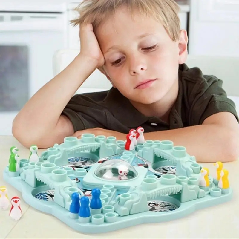 Multiplayer Penguin Flying Che - Board Game Land recensione e prezzo